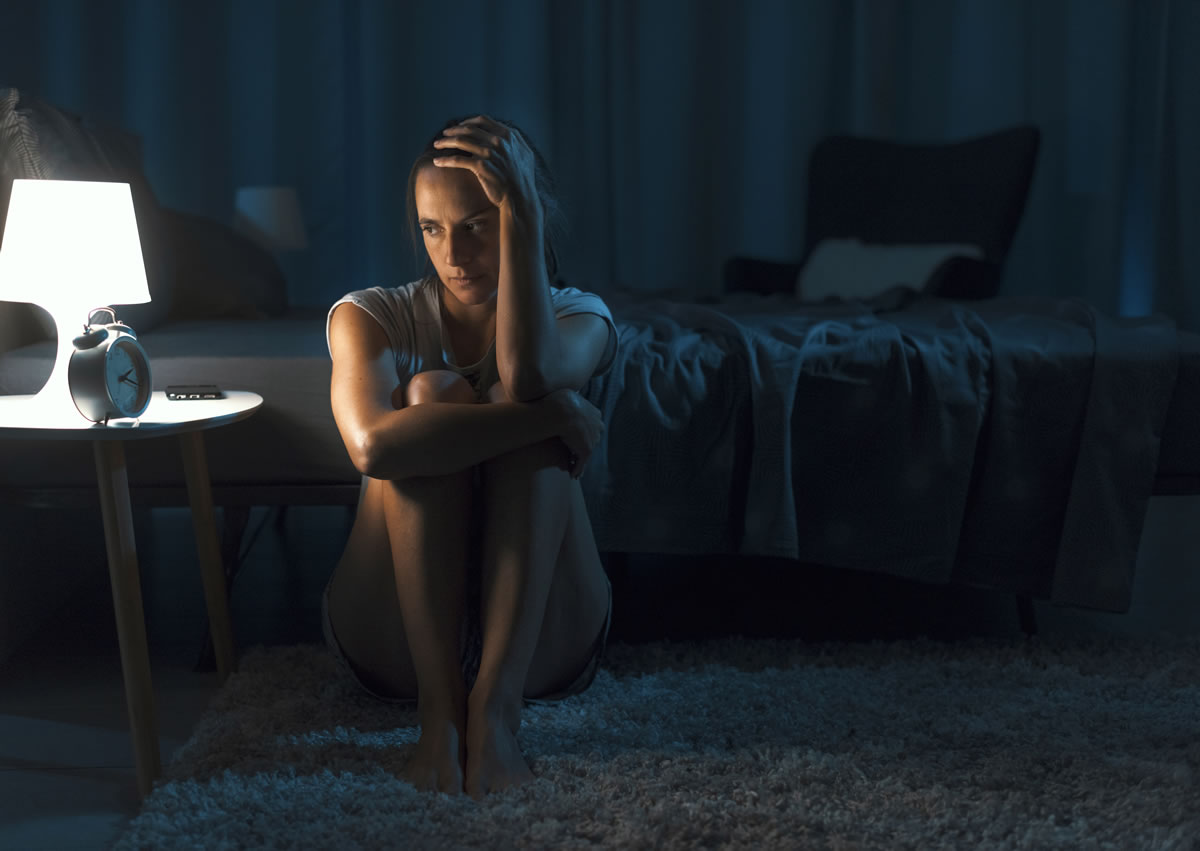 4 Semne Că Suferi de Insomnie Cronică și Cum Terapia Scurtă Strategică te Poate Ajuta